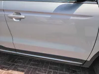 الباب الأمامى الأيمن