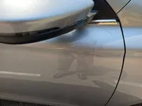 الباب الأمامى الأيمن