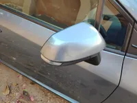 الباب الأمامى الأيمن