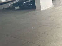 الباب الأمامى الأيمن
