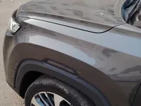 الرفرف الجانبي الأيسر