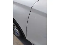 الباب الأمامى الأيسر