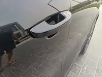 الباب الأمامى الأيسر