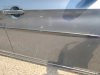 الباب الأمامى الأيمن