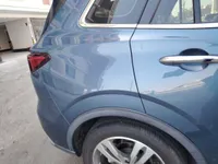 Right quarter panel