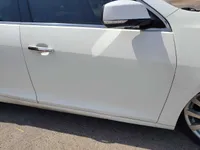 الباب الأمامى الأيمن