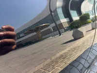 الباب الأمامى الأيمن