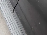 الباب الأمامى الأيسر