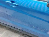 الباب الأمامى الأيمن
