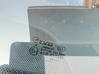 الزجاج الأمامي