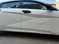 الباب الأمامى الأيمن