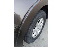 الباب الأمامى الأيسر