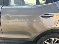 الباب الخلفى الأيسر