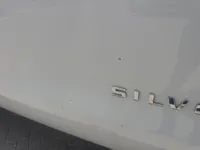 الباب الأمامى الأيمن
