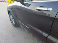 الباب الأمامى الأيسر