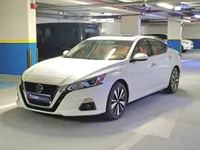 نيسان ألتيما