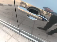 الباب الأمامى الأيمن