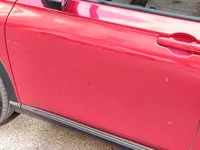 الباب الأمامى الأيسر