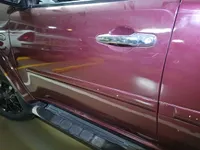 الباب الأمامى الأيسر