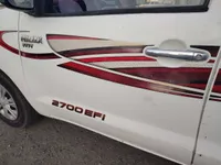الباب الأمامى الأيسر