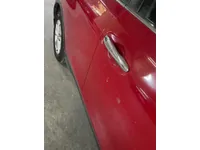 الباب الأمامى الأيمن