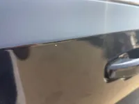 الباب الأمامى الأيسر