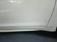 الباب الأمامى الأيمن