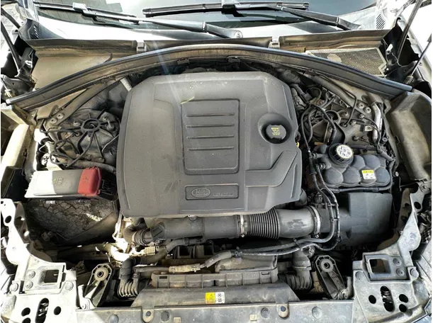 Car image 30