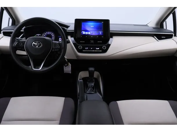 Car image 14