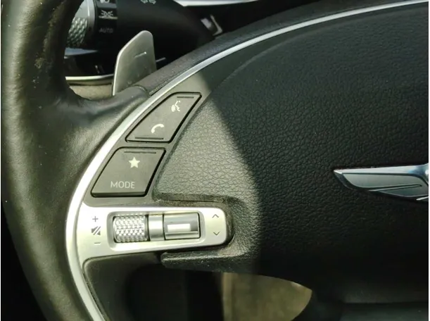 Car image 31