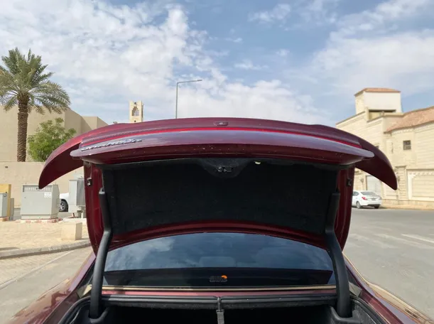 Car image 20