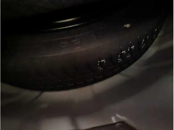 Car image 38
