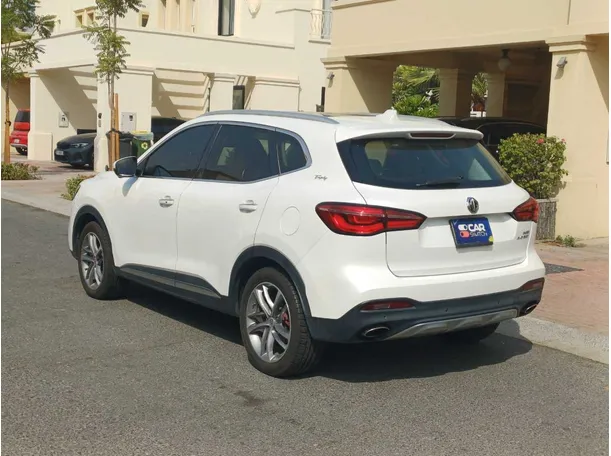 Car image 7