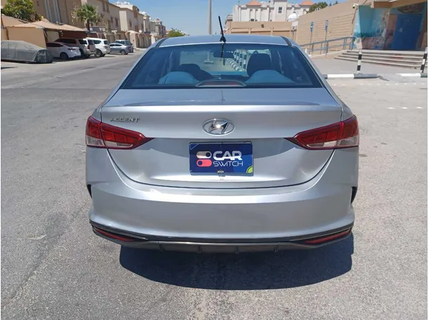 Car image 6