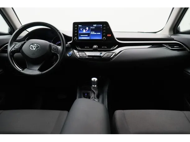 Car image 14