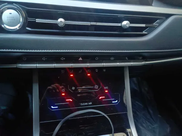 Car image 21