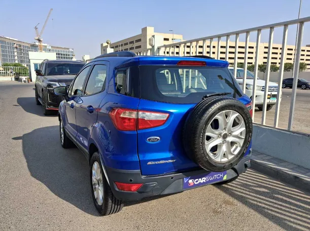 Car image 5