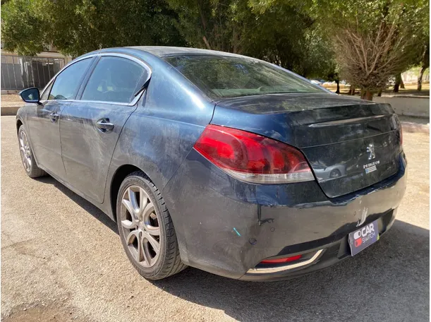 Car image 6