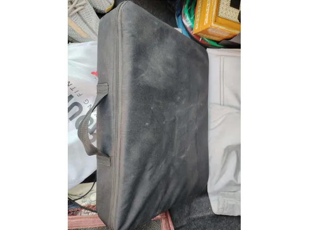 Car image 33