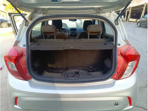 Car image 22