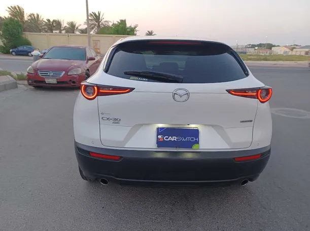 Car image 6