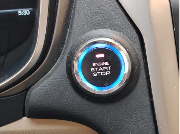 Car image 26