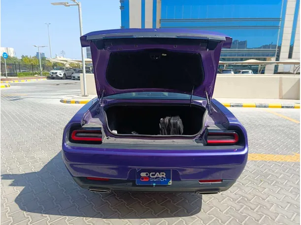 Car image 28
