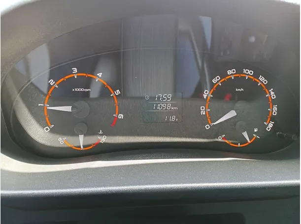 Car image 20