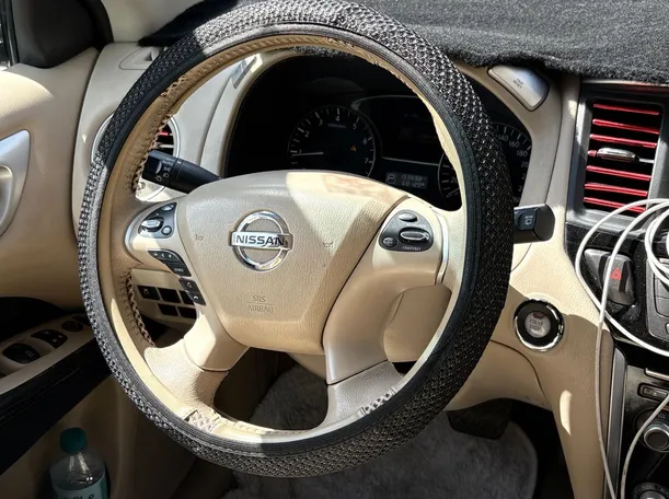 Car image 21