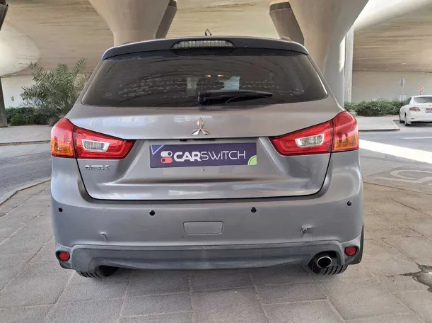 Car image 6