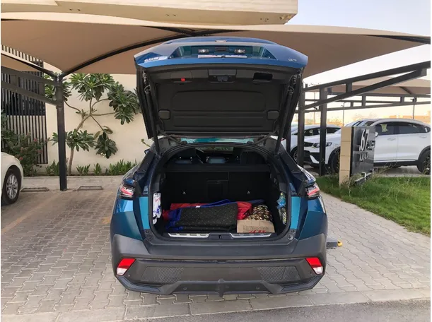 Car image 24