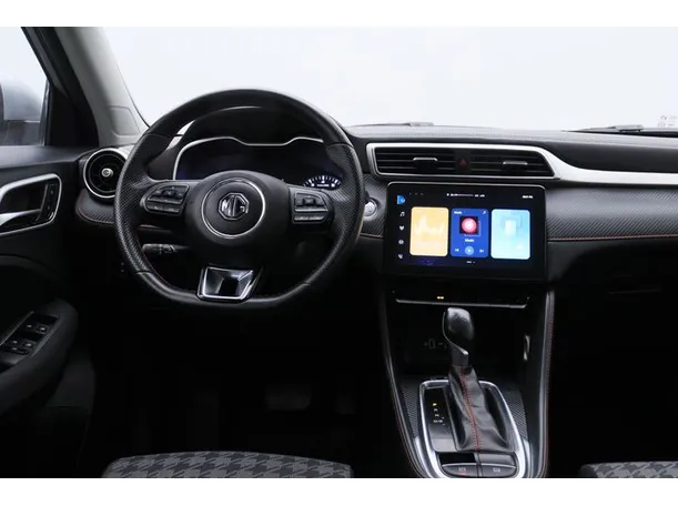 Car image 15