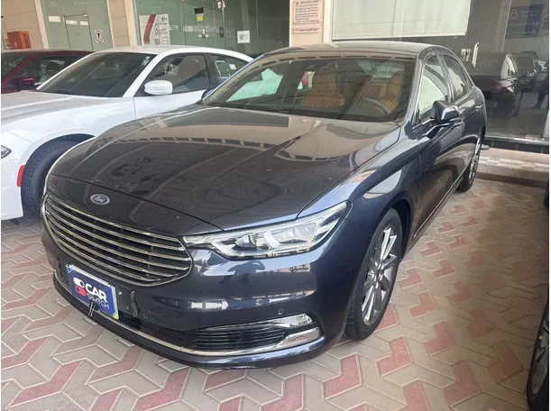 2022 Ford Taurus in Riyadh