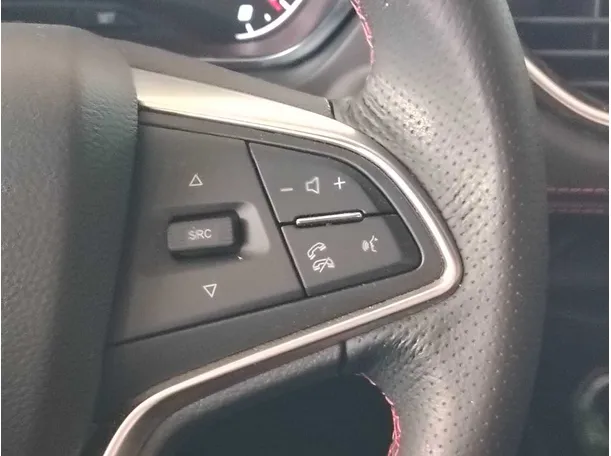 Car image 26
